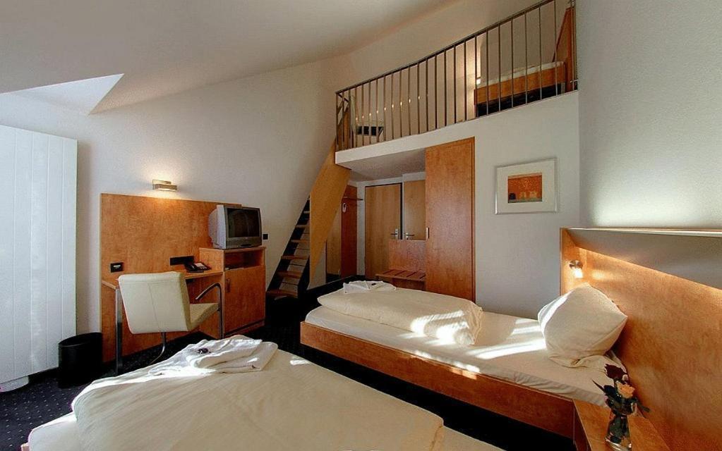 ברגקירשן Hotel Gasthof Gross מראה חיצוני תמונה